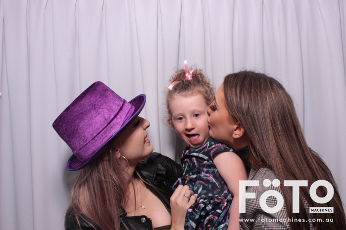 Billy's 21st | View more photos from the event at gallery.fotomachines.com.au/u/FOTOMachines/Billys-21st